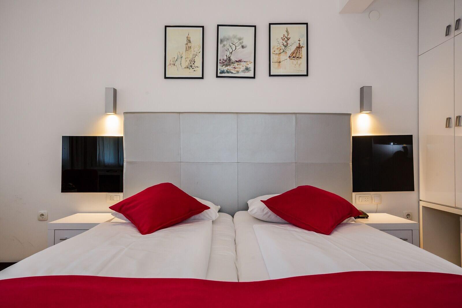 Hotel Sveti Kriz Mastrinka Kültér fotó