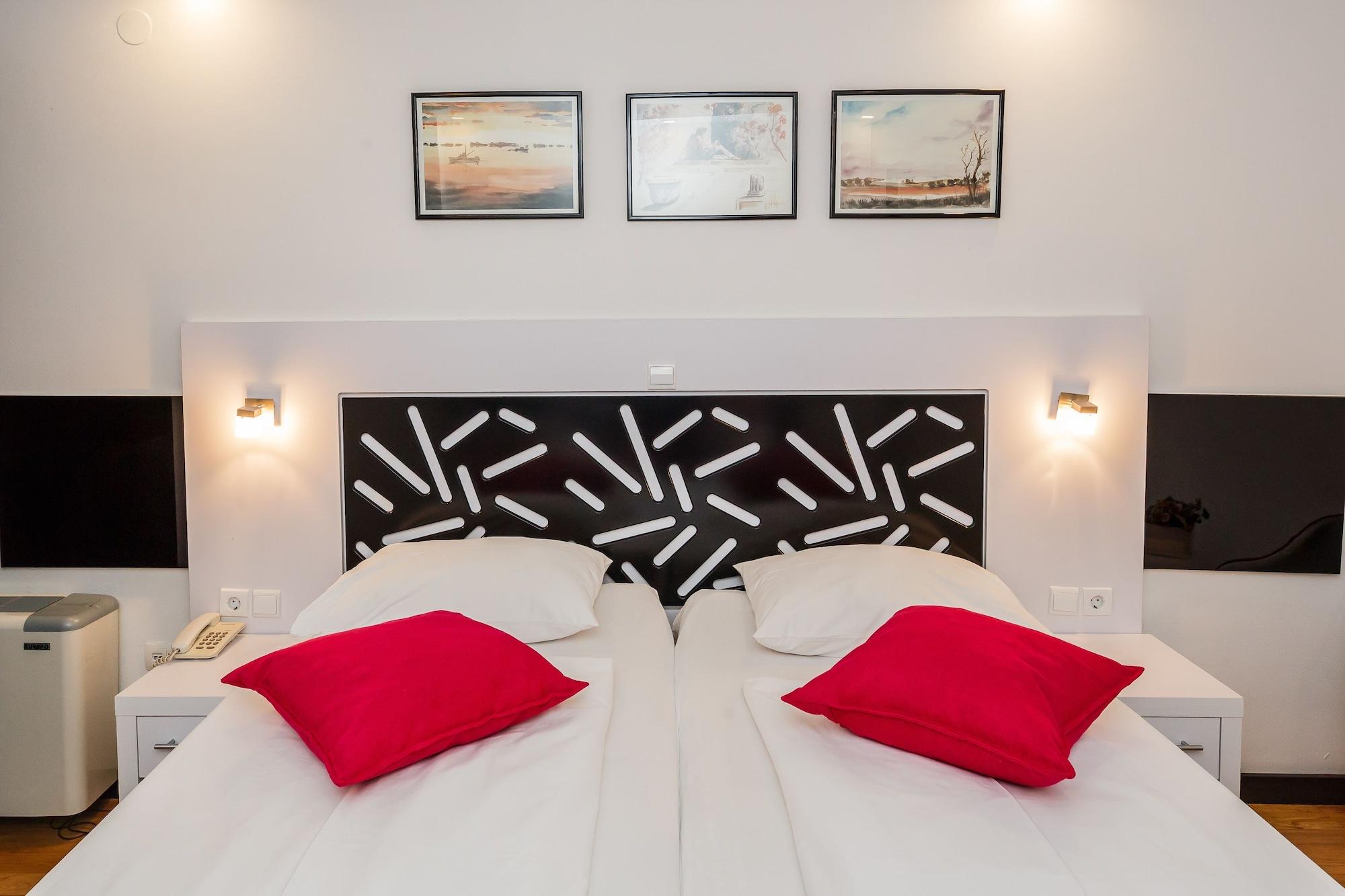 Hotel Sveti Kriz Mastrinka Kültér fotó