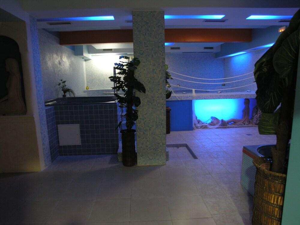Hotel Sveti Kriz Mastrinka Kültér fotó